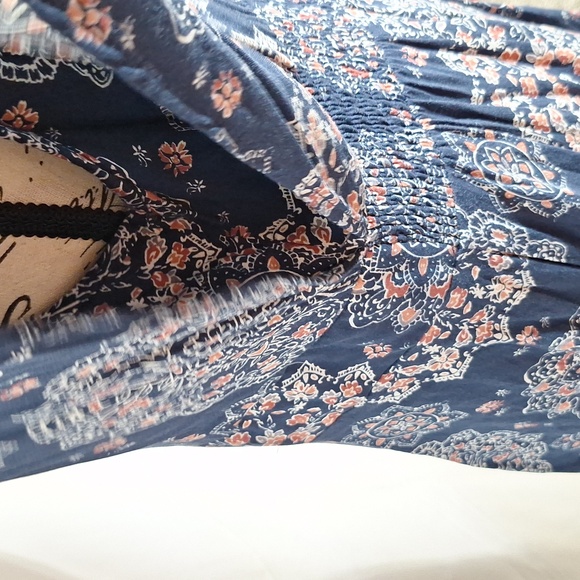 TORRID DRESS SIZE 0. - Picture 8 of 11